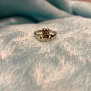 Small Silver Claddagh Ring